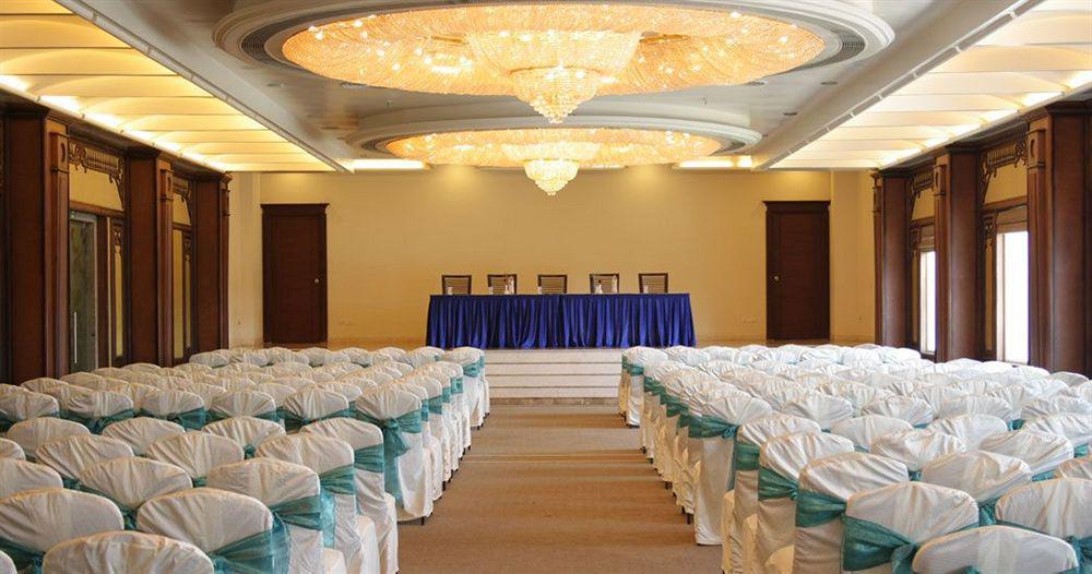 Hotel Atithi Пудучеррі Екстер'єр фото